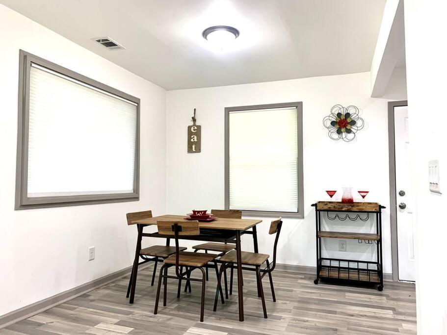 Spacious Homeアトランタ エクステリア 写真